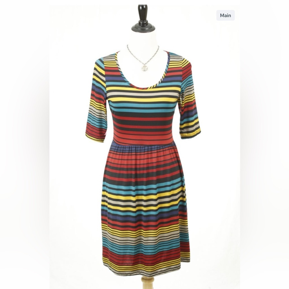 ⭐️BOGO FREE⭐️ EUC Cute striped dress